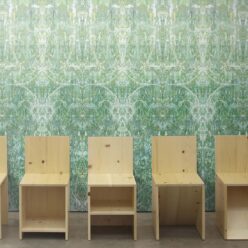 Hori Wallpaper by Simcox • Color Green • Abstract Wallpaper • insitu