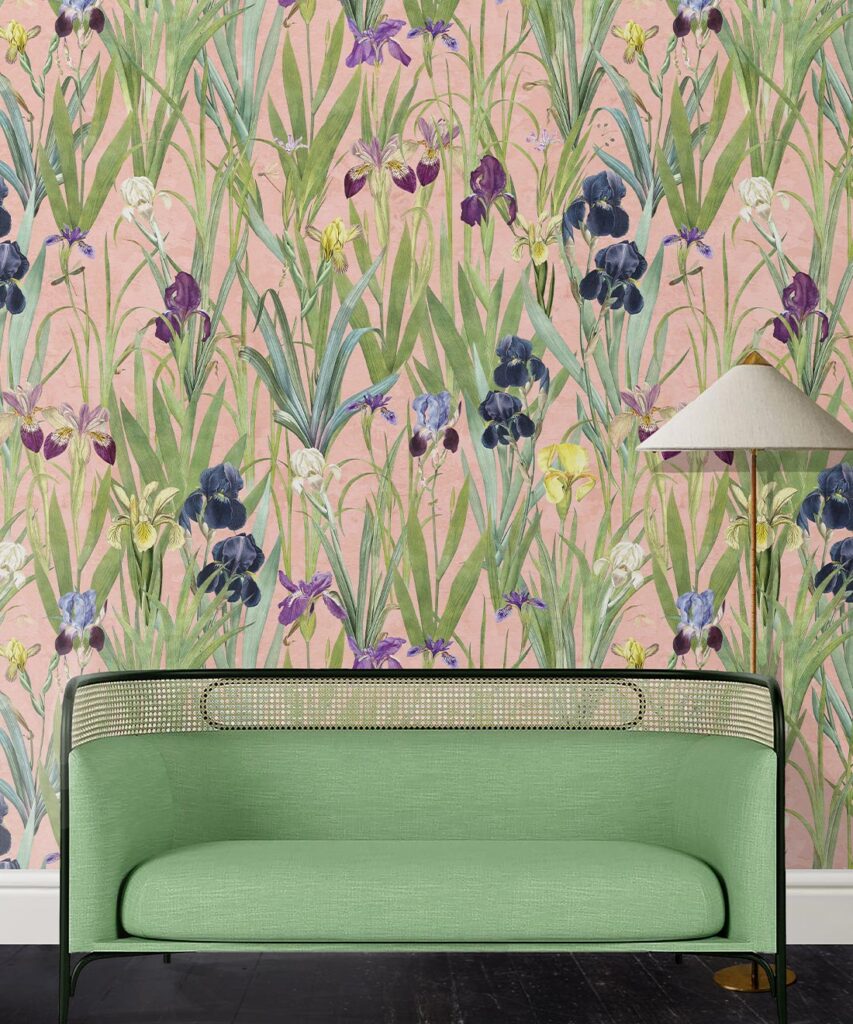 Iris Wallpaper - Rosa - Insitu