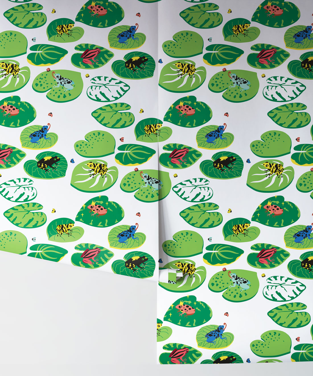 Frog In A Pond Wallpaper • Lilly Pad • Rolls