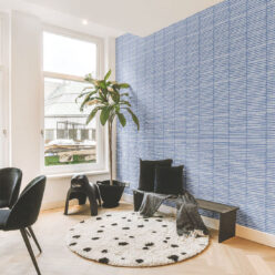Lignes Wallpaper • Snow Navy • Insitu