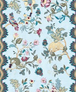 Fantasia Wilds Wallpaper - Wallpaper Republic - von Iryna Ruggeri - Nature's Tapestry Collection - Farbverlauf: Himmel - Swatch