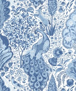 Papier peint Peacock Garden - Palace Grove Collection - M&K Studio - Swatch - Colorway : Sapphire