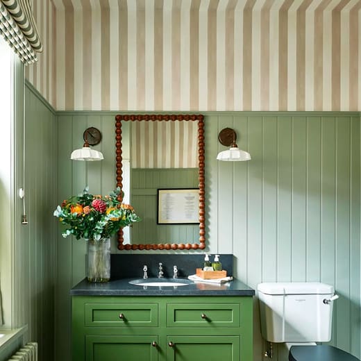 Fresco Stripe Wallpaper - Instagram Homepage Grid - June 26